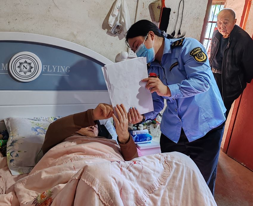 河南罗山县市场监管局：上门服务解难题 帮办注销暖民心