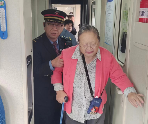 上海三队:“豫见宛美，爱在南沪”